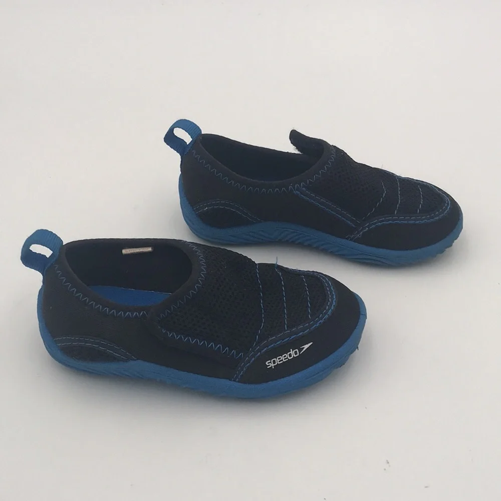 Speedo Water Shoes (toddler size 7/8)